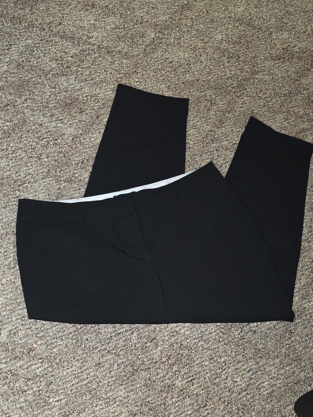 Liz Claiborne Career Emna Black Capris Short Pants